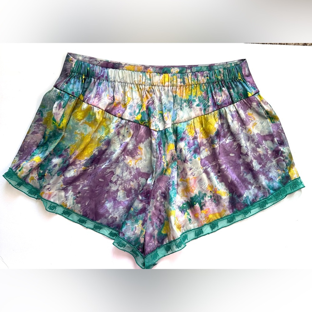 YITTY Satin Flowy Set Pajama Deep Sea‎ Top Size XL and Short Size Large Set of 2 - Picture 8 of 11